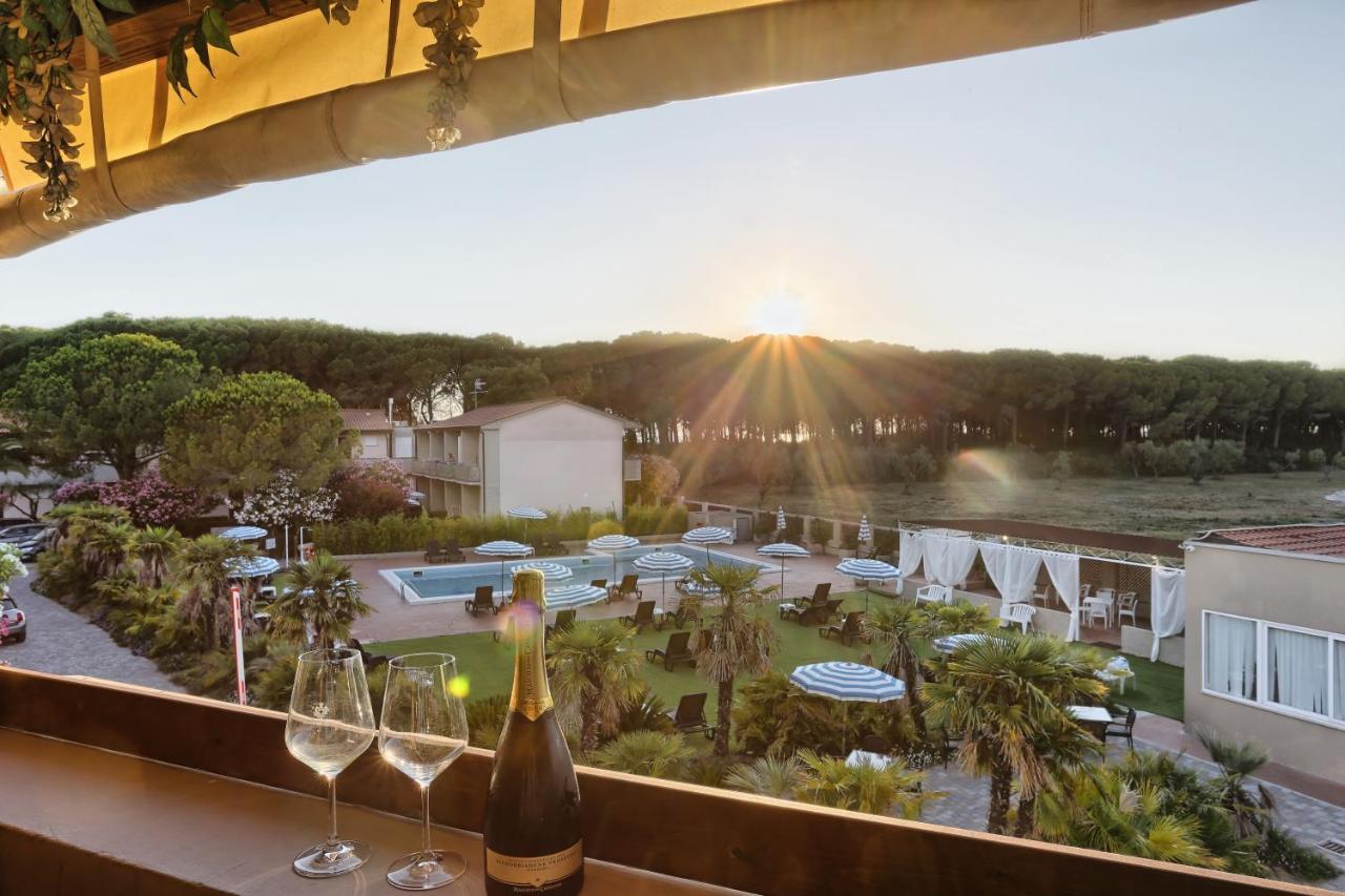 Oleandri Suite Hotel ヴァダ エクステリア 写真
