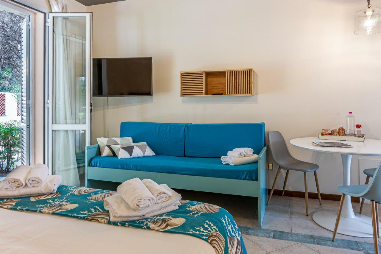 Oleandri Suite Hotel ヴァダ エクステリア 写真