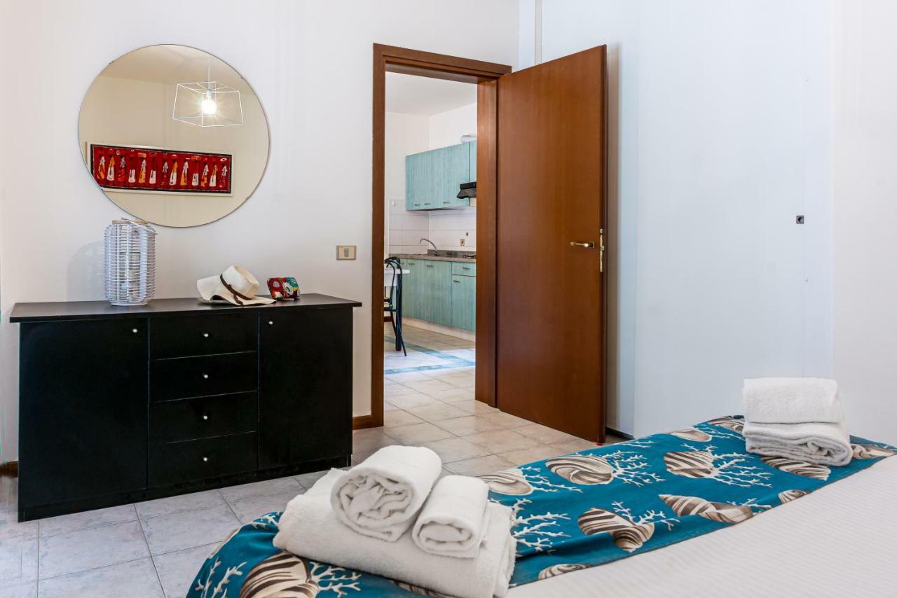 Oleandri Suite Hotel ヴァダ エクステリア 写真