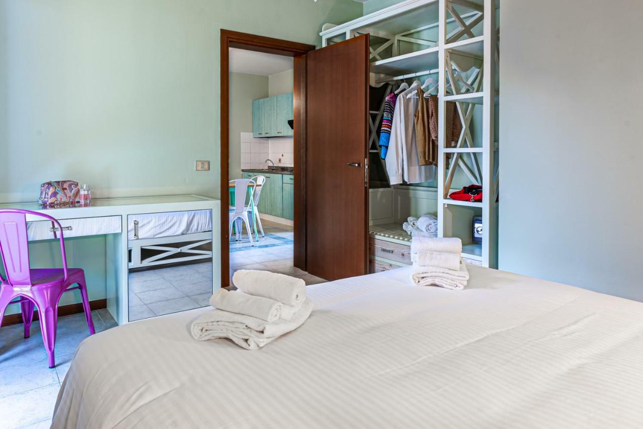 Oleandri Suite Hotel ヴァダ エクステリア 写真